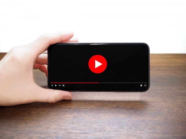 70代のスマホ音痴でもスマホで撮った動画を相手に送信する簡単な方法